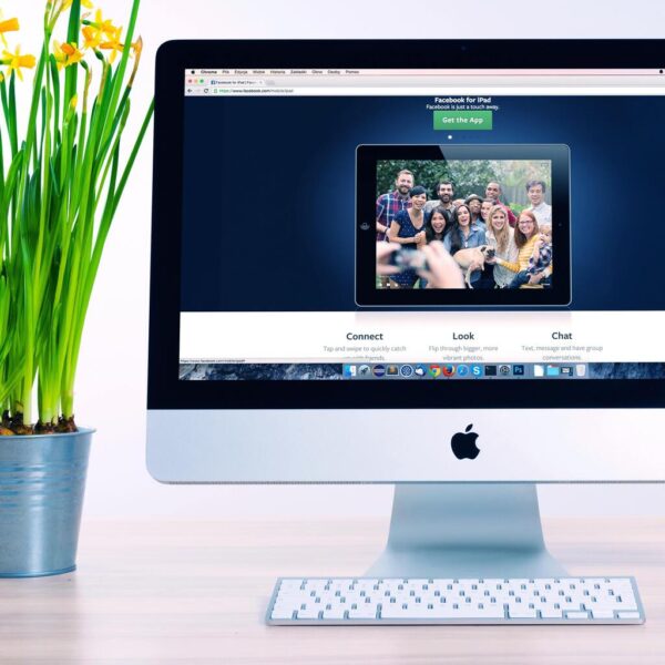 Mockup de site em tablet Eureka